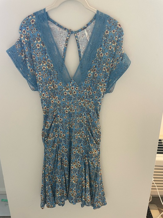 Free People Dresses & Skirts - Free People Boho Summer Floral Lace-Trim Dress